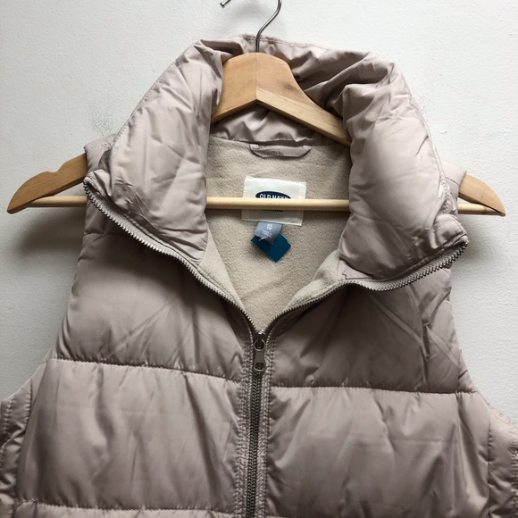 Old navy cream zip vest - Picture 2 of 5